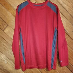 Pulse 150 large red long sleeved athletic shirt